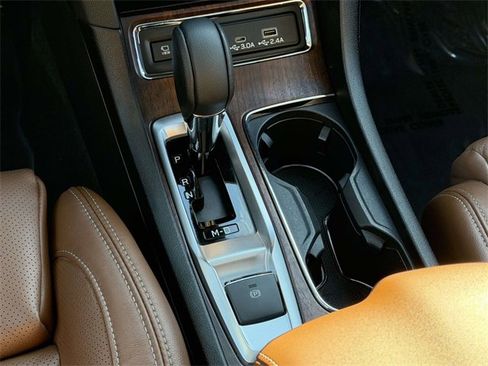 Used 2024 Subaru Ascent Touring image 18