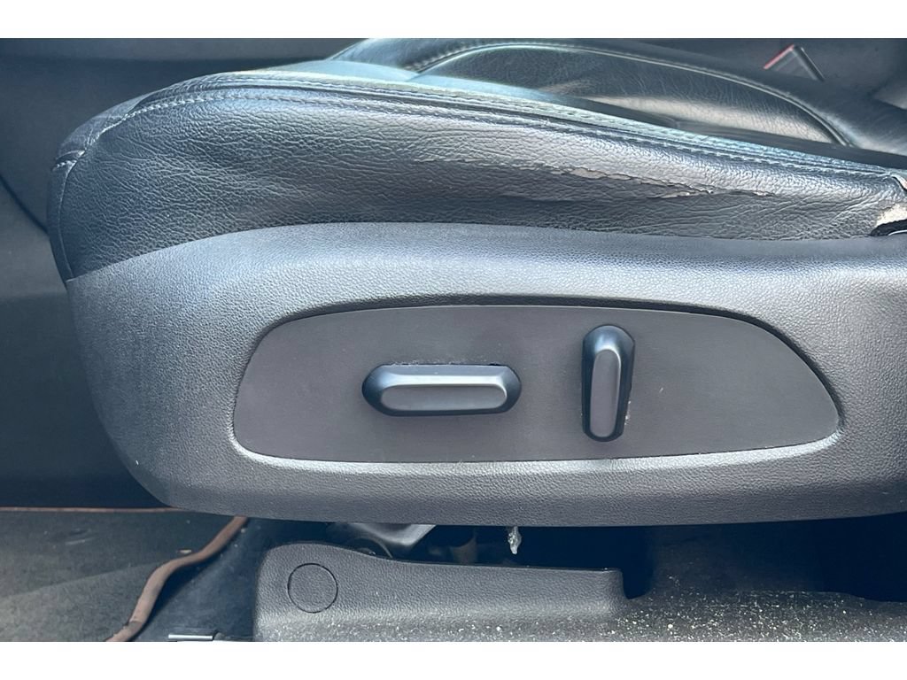 Used 2017 GMC Acadia SLE w/ Driver Alert Package I AWD/4WD image 14