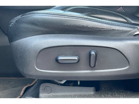 Used 2017 GMC Acadia SLE w/ Driver Alert Package I AWD/4WD image 14