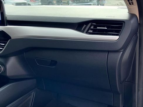 Used 2020 Ford Escape SE image 20