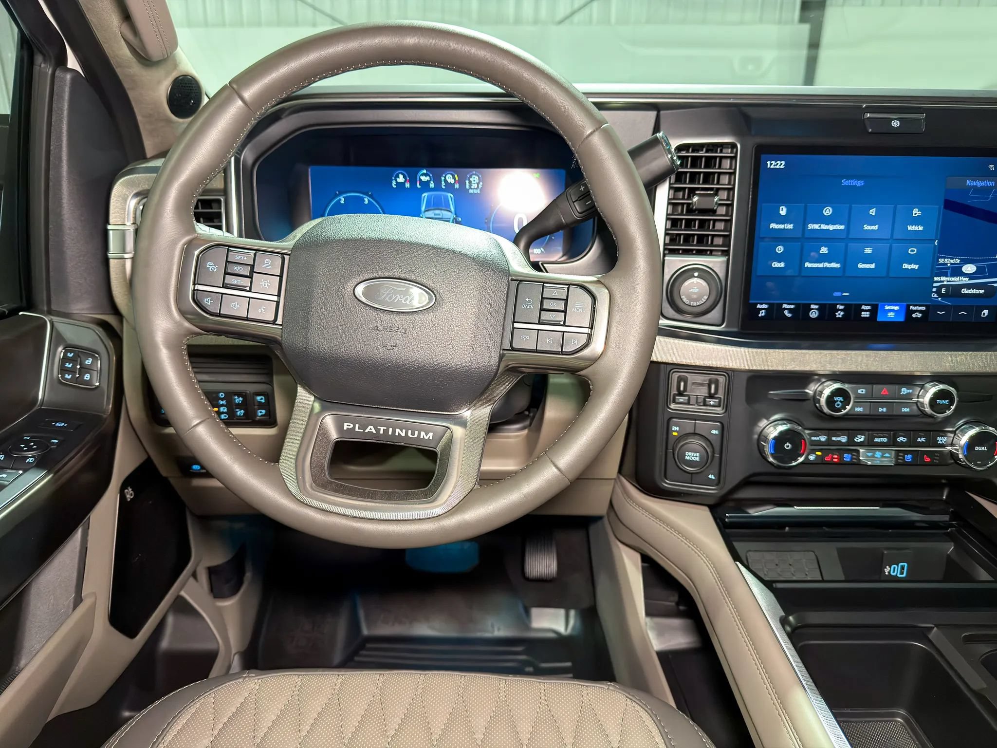 Used 2026 Ford F450 Platinum w/ Platinum Plus Package AWD/4WD image 18