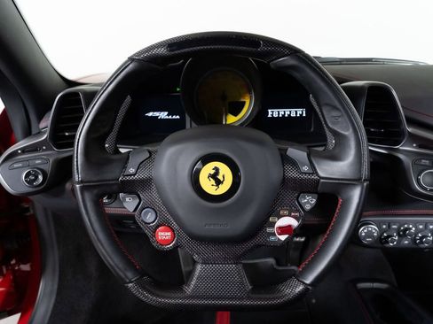 Used 2013 Ferrari 458 Italia Coupe image 25