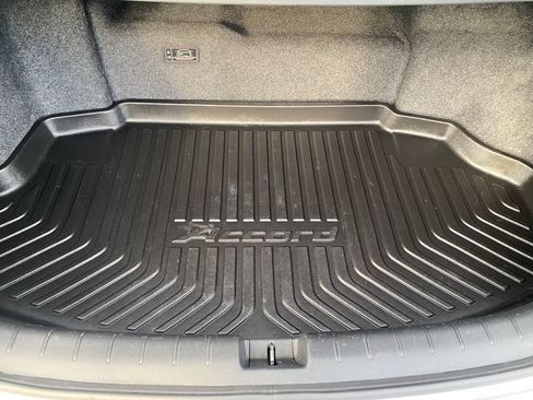 Used 2017 Honda Accord EX-L image 29