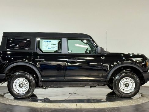 New 2026 Ford Bronco 4-Door AWD/4WD image 11
