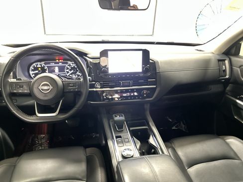 Used 2023 Nissan Pathfinder SL w/ Lighting Package (N92) AWD/4WD image 29