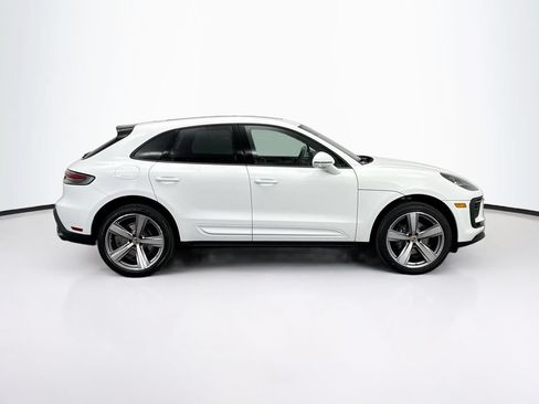 Used 2026 Porsche Macan AWD/4WD image 8