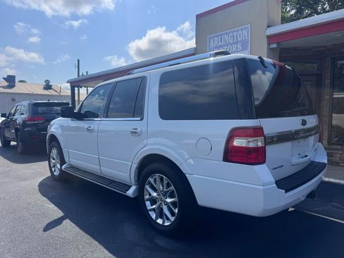 Used 2017 Ford Expedition Limited RWD image 3