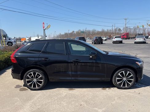 Certified 2025 Volvo XC60 B5 Plus AWD/4WD image 6