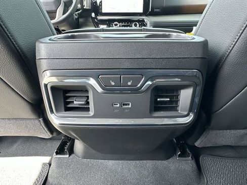 New 2025 GMC Sierra 2500 Denali w/ Denali Reserve Package image 22