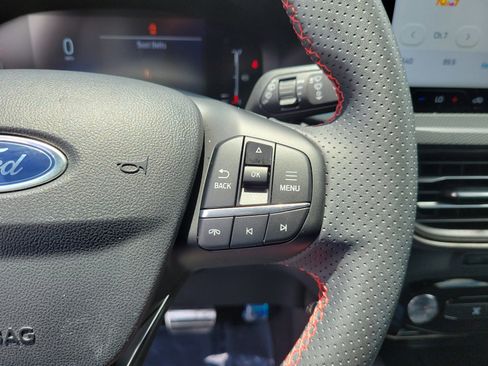 Used 2024 Ford Escape ST-Line w/ Tech Pack #1 FWD image 23
