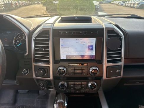 Used 2019 Ford F150 King Ranch w/ Equipment Group 601A Luxury AWD/4WD image 18