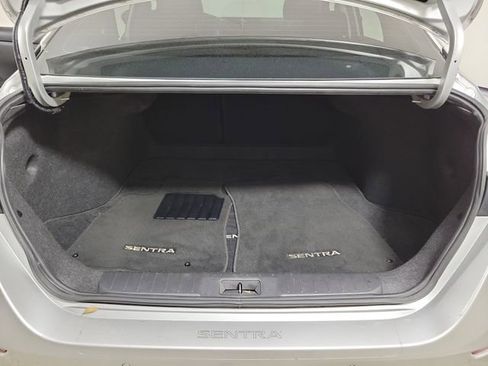 Used 2023 Nissan Sentra S FWD image 10