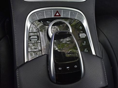 Used 2018 Mercedes-Benz S 450 4MATIC Sedan w/ Premium Package image 41