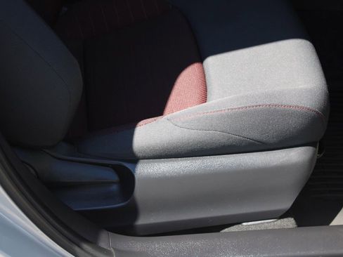 Used 2023 Toyota Corolla SE image 20