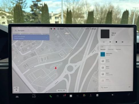 Used 2024 Tesla Model X image 66