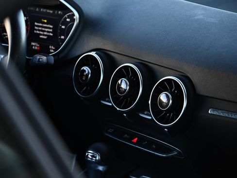 Used 2017 Audi TT 2.0T image 24