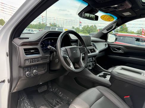 Used 2023 Chevrolet Tahoe Z71 w/ Luxury Package AWD/4WD image 14