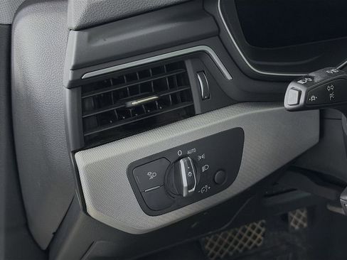 Used 2020 Audi A4 2.0T Prestige image 12