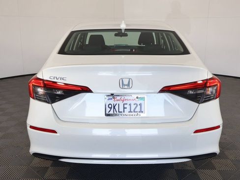 Used 2024 Honda Civic EX image 5