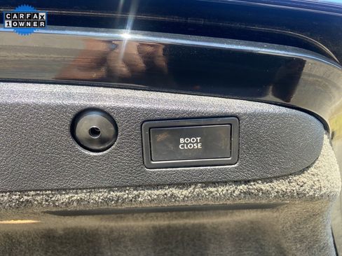 Used 2009 Bentley Continental GTC w/ Convenience Specification Pkg image 26