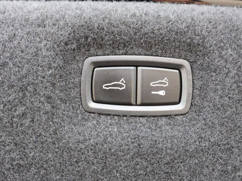 Used 2024 Porsche Taycan Turbo AWD/4WD image 32