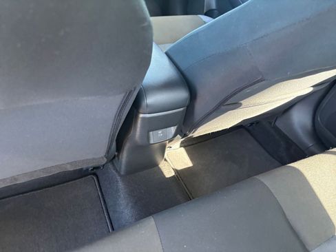 Used 2025 Nissan Versa SV image 23