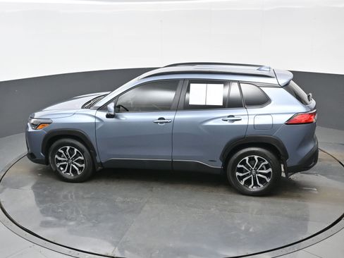 Used 2024 Toyota Corolla Cross SE image 36