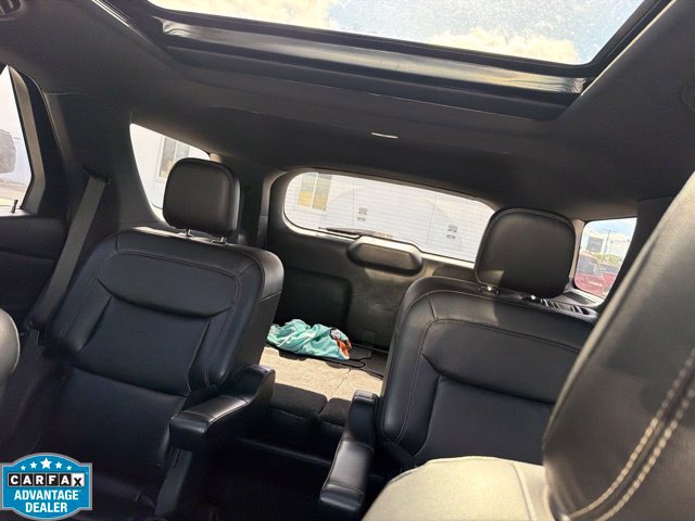 Used 2020 Ford Explorer XLT w/ Equipment Group 202A AWD/4WD image 12