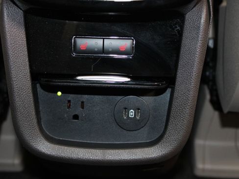 Used 2023 Lincoln Nautilus Reserve w/ Equipment Group 201A image 36