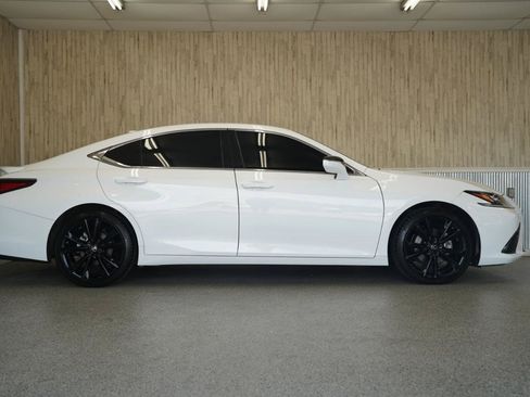 Used 2022 Lexus ES 350 F Sport w/ Accessory Package FWD image 6
