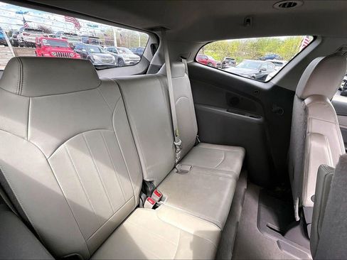 Used 2017 Chevrolet Traverse Premier AWD/4WD image 23