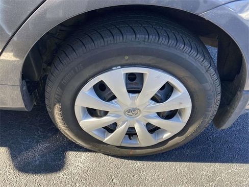 Used 2010 Toyota Corolla LE image 10