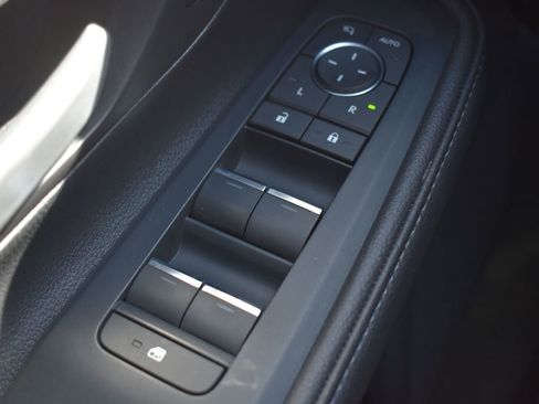 Certified 2024 Toyota Grand Highlander AWD image 15
