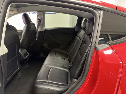 Used 2023 Tesla Model Y Performance AWD/4WD image 28