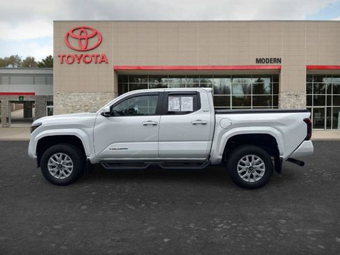 Certified 2024 Toyota Tacoma SR5 RWD image 6
