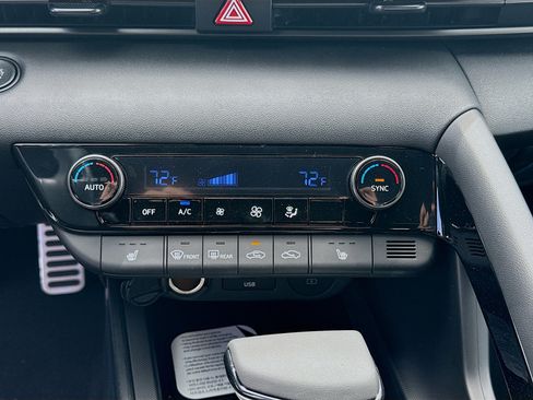 New 2026 Hyundai Elantra SEL Sport Premium FWD image 12
