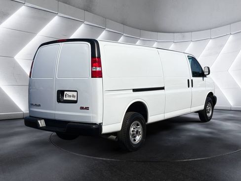 Certified 2023 GMC Savana 2500 Extended w/ Driver Convenience Package RWD image 5