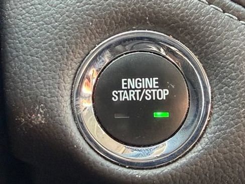 Used 2016 Chevrolet Cruze Premier FWD image 23