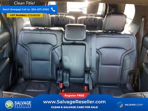 Used 2016 Ford Explorer Platinum image 13