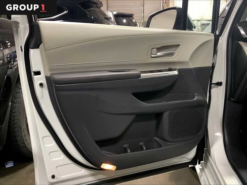 Certified 2024 Toyota Sienna XLE w/ XLE Plus Package AWD/4WD image 22