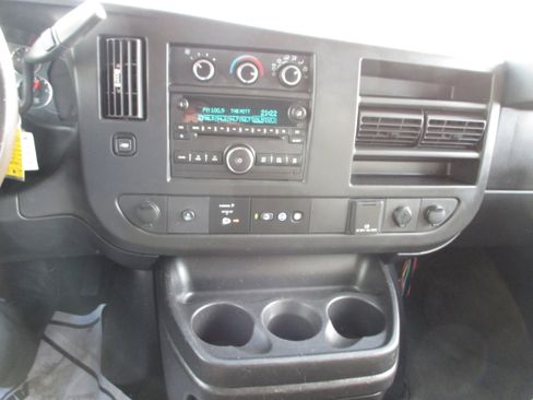 Used 2017 Chevrolet Express 2500 LS image 15