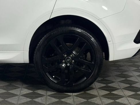 Certified 2025 Land Rover Discovery Sport S AWD/4WD image 9
