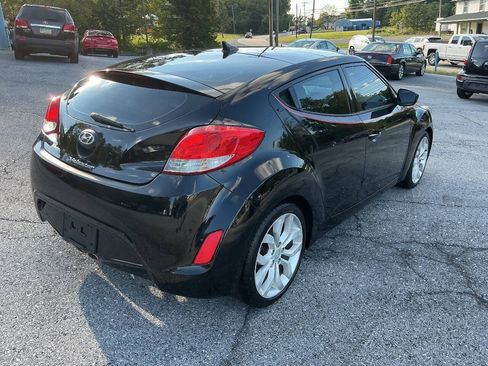 Used 2012 Hyundai Veloster w/ Style Pkg FWD image 14