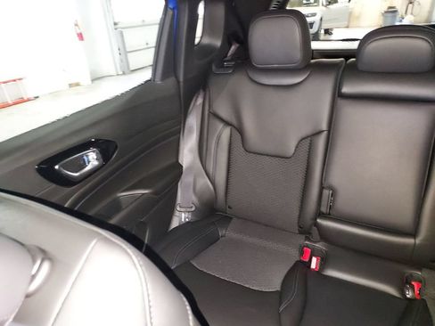 New 2026 Jeep Compass Latitude AWD/4WD image 12