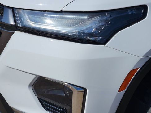 Used 2023 Chevrolet Traverse RS w/ LPO, Floor Liner Package FWD image 31
