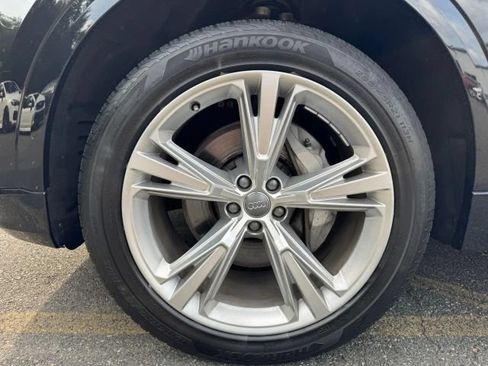 Used 2019 Audi Q8 Premium w/ Convenience Package AWD/4WD image 27