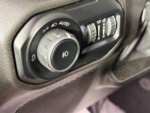 Used 2021 Jeep Wrangler Sport AWD/4WD image 10