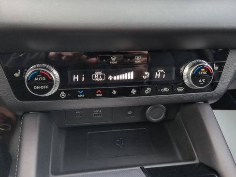 Used 2023 Mitsubishi Outlander SEL image 27