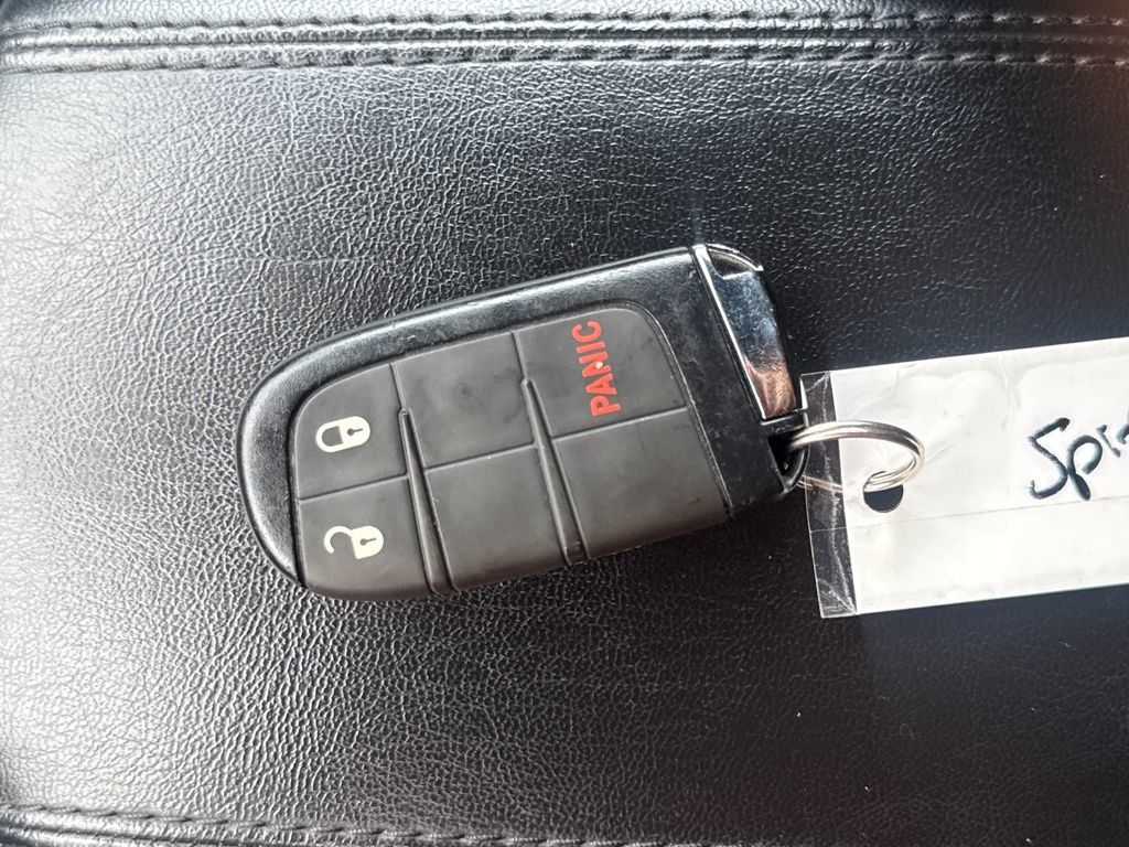 Used 2024 Jeep Compass Latitude AWD/4WD image 29
