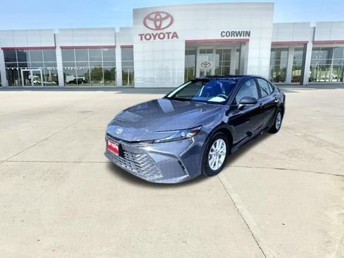 Used 2025 Toyota Camry LE FWD image 15